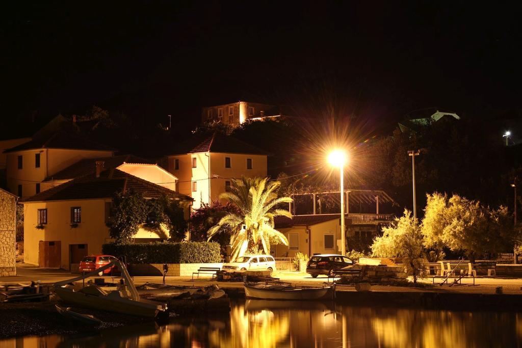 Villa Menalo Hodilje Exterior foto